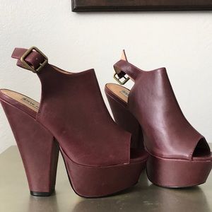 ‼️FINAL PRICE CUT‼️Steve Madden platforms